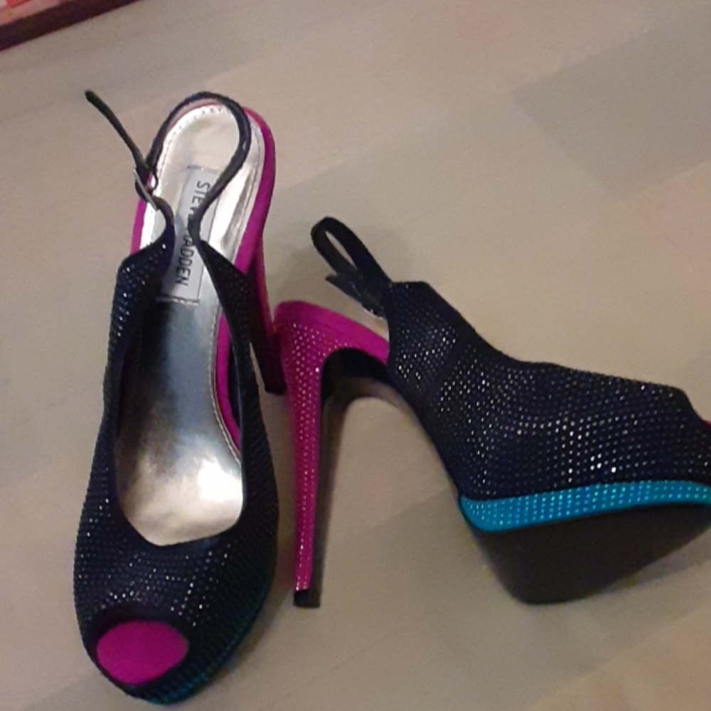 Steve Madden sz 9 stiletto platform sequined